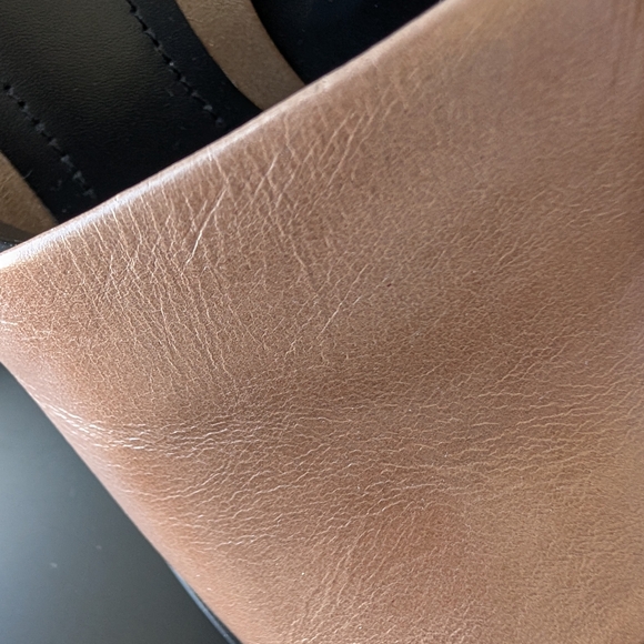 Elegant Tan Women's Sandals - Picture 3 of 11